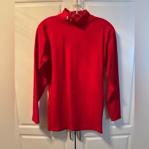 Under Armour compression shirt ⛷️🏃🏻‍♂️‍➡️⛳️❄️⛰️